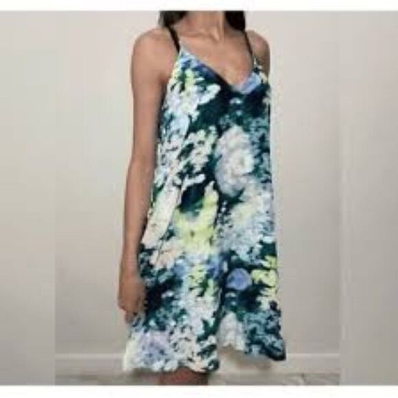 Cynthia Rowley Dress 100% Silk Swing A-Line Pastel Floral Pockets - Picture 3 of 7